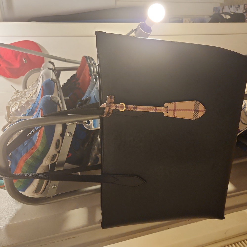 burberry purse